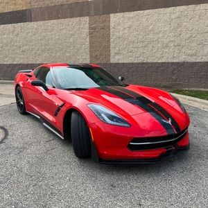 Meet your Posher, Yvette